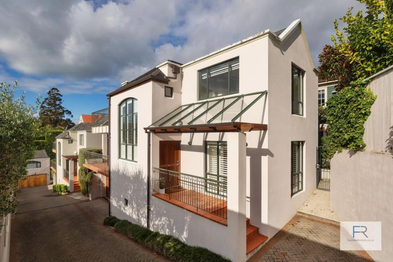 Beautiful Parnell With Seaviews Holiday home Auckland